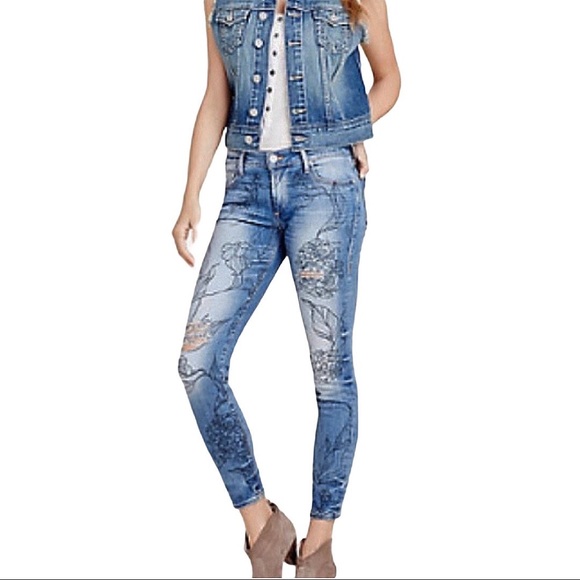 TRUE RELIGION | Floral Design Halle Jeans - Picture 4 of 16